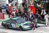 Denny Hamlin pit stop